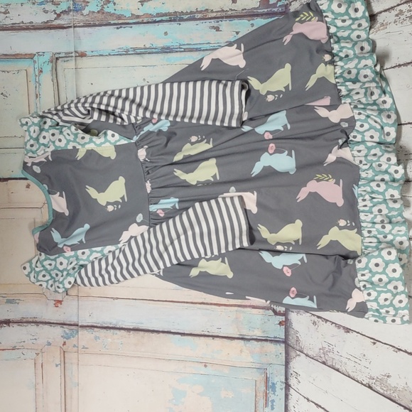 Bunny dress 👗 - Picture 3 of 5